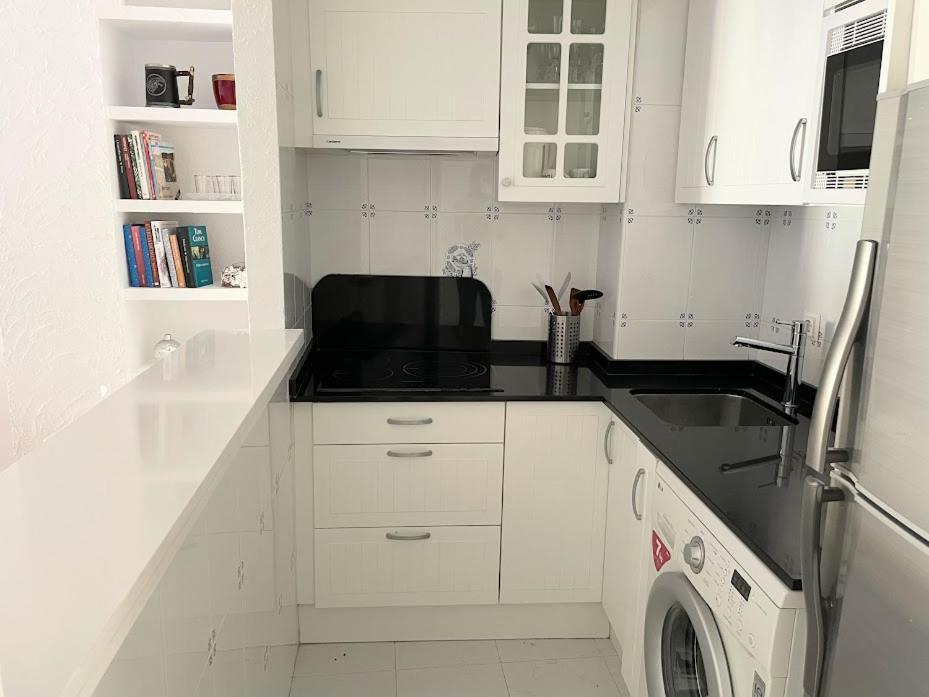 Centrico Apartamento Vara De Rey Мурсия Екстериор снимка